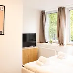Apartmán Frankfurt - *